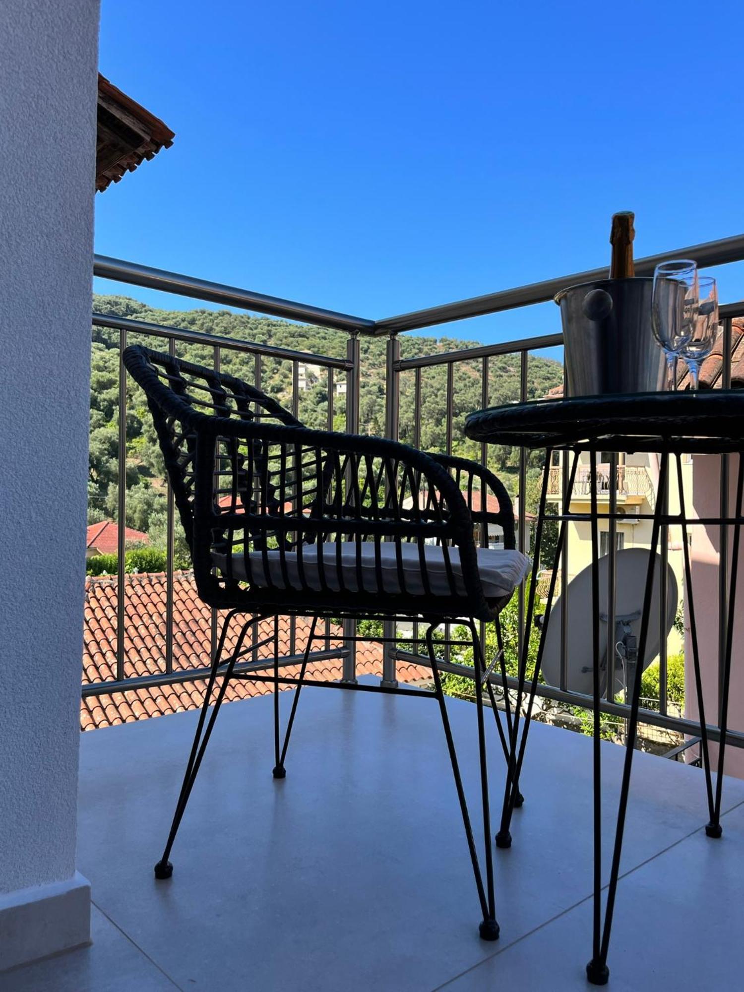 Maison Deluxe Studios And Apartment Parga Dış mekan fotoğraf