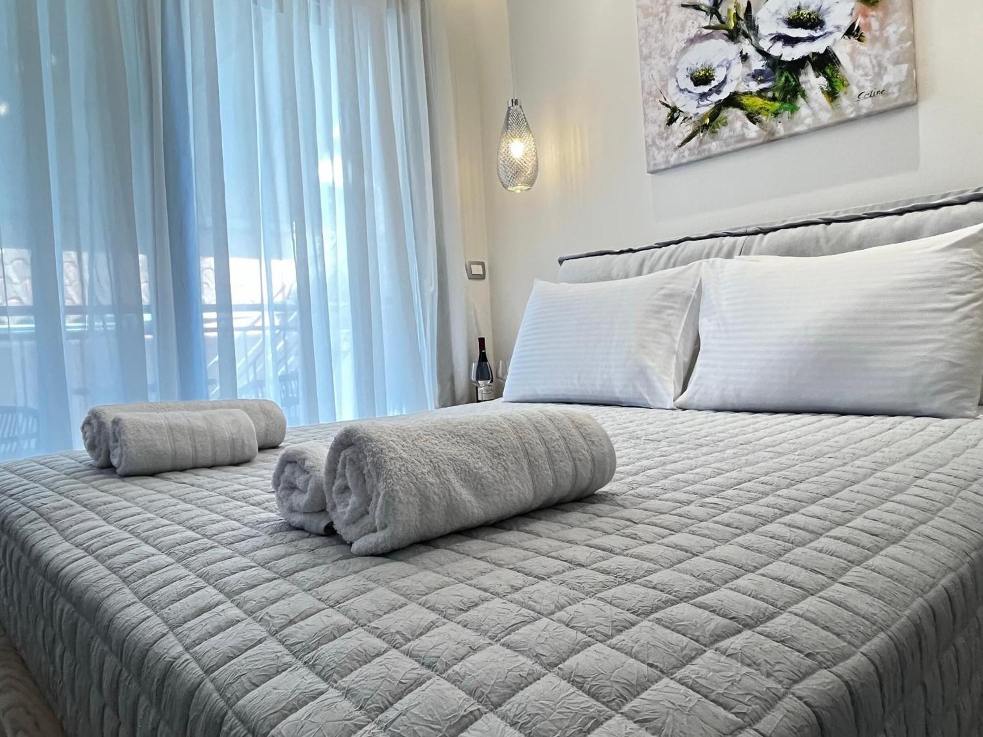 Maison Deluxe Studios And Apartment Parga Dış mekan fotoğraf